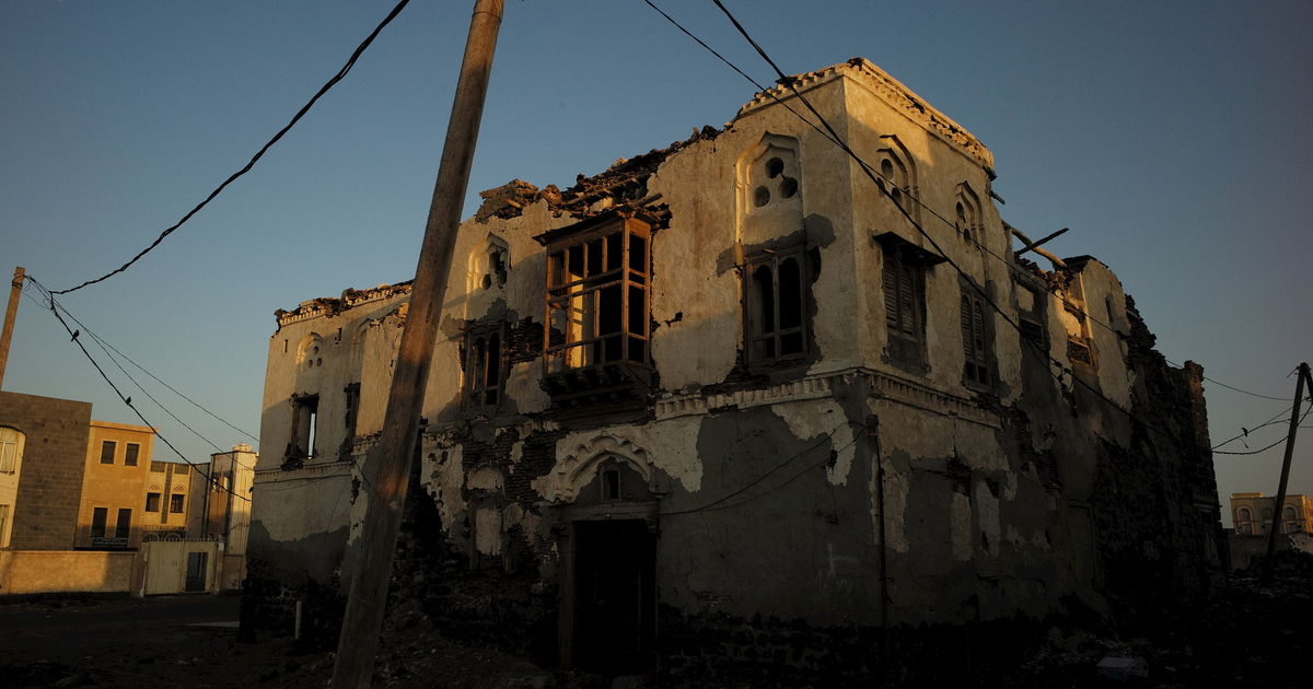 Morning view of Mokha (Mocha), Yemen. Photograph: Julien Harneis / Wikimedia Commons. CC BY-SA 2.0.